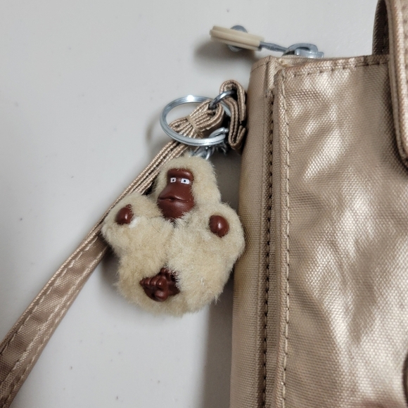 Kipling Pattie Metallic Wallet Wrislet. - Picture 3 of 10